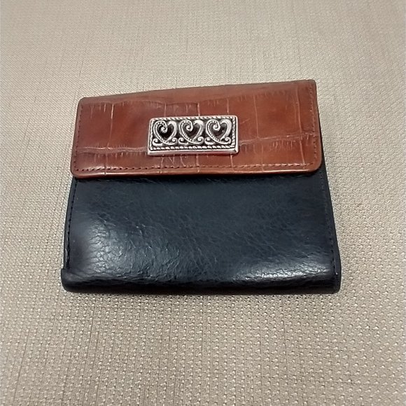 BRIGHTON VINTAGE BI-FOLD WALLET BLACK/BROWN TRIM - Picture 1 of 12